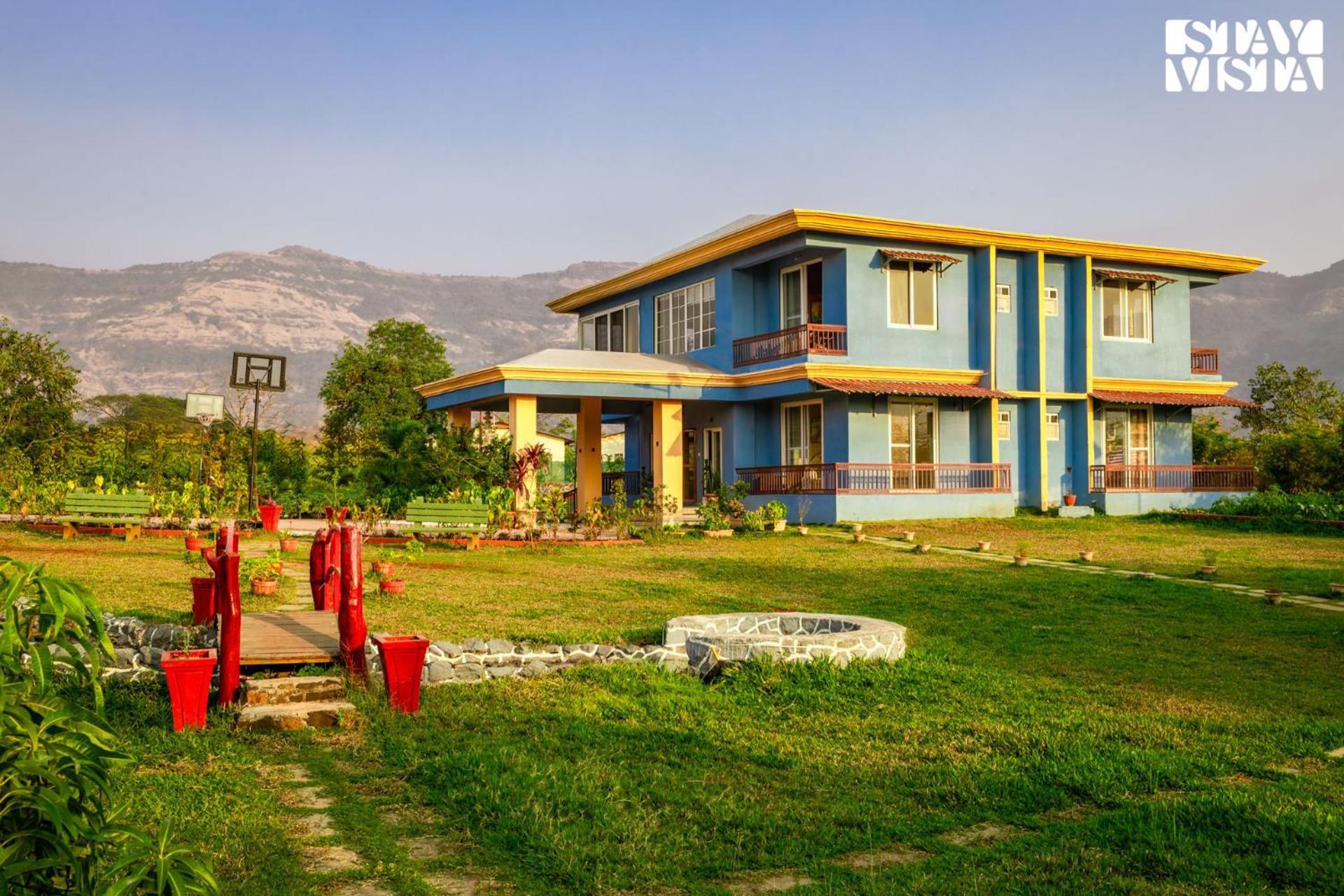 Stayvista'S Hillside Meadows - Mountainside Retreat With Farm View, Pool & Deck, Lawn & Gazebo Chinchavli Dış mekan fotoğraf