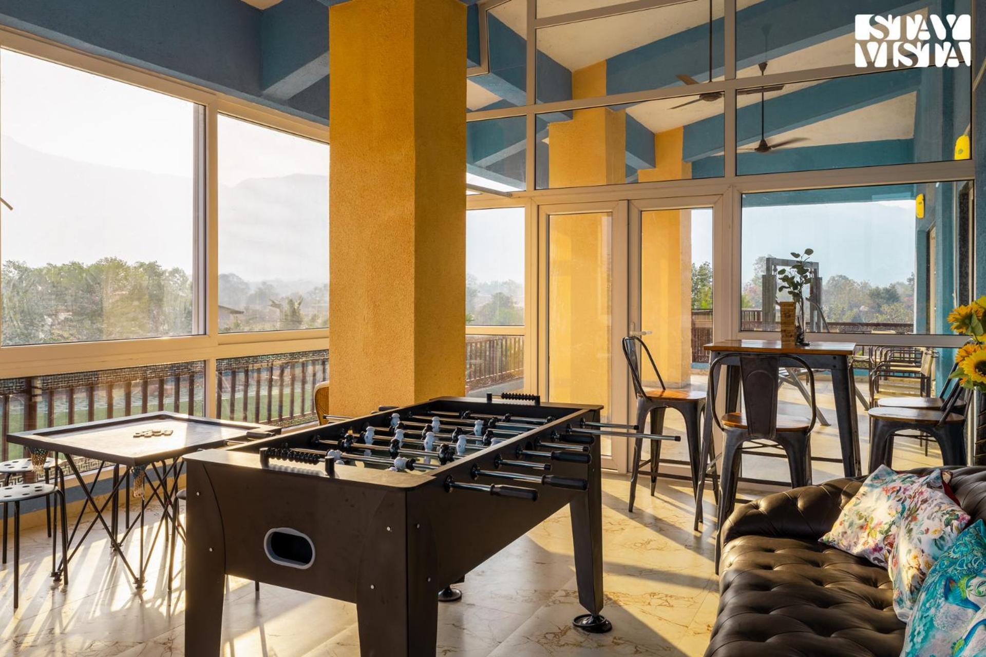 Stayvista'S Hillside Meadows - Mountainside Retreat With Farm View, Pool & Deck, Lawn & Gazebo Chinchavli Dış mekan fotoğraf