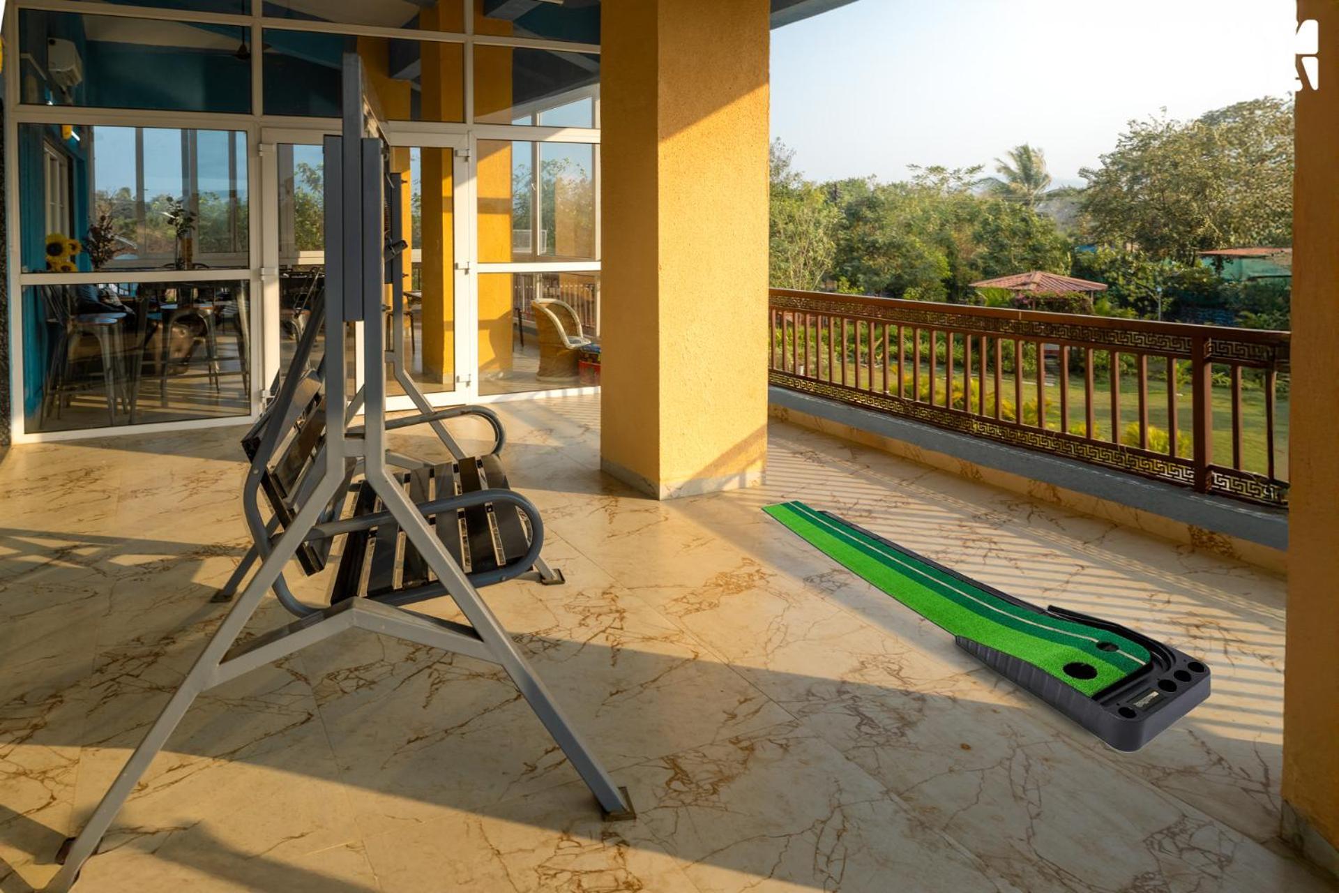 Stayvista'S Hillside Meadows - Mountainside Retreat With Farm View, Pool & Deck, Lawn & Gazebo Chinchavli Dış mekan fotoğraf